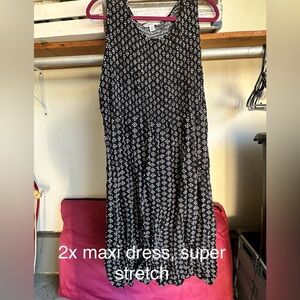 Croft & Barrow Black and White Maxi Dress